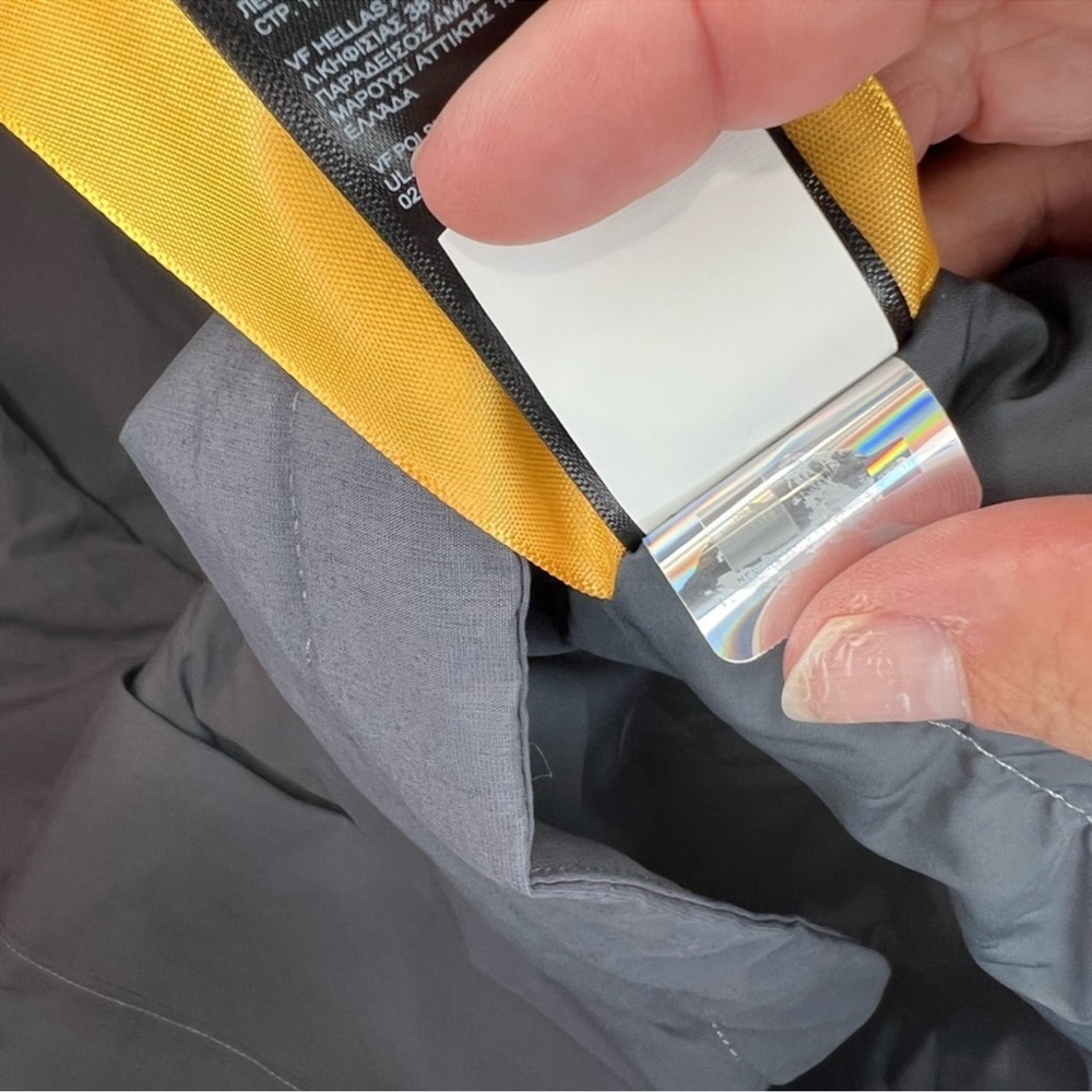 The North Face Arctic Parka Vanadis Grey Coat - Picture 10 of 10